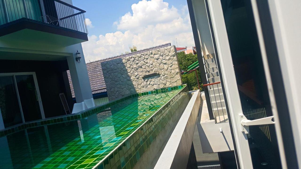 Ricco Suvarnabhumi Bangkok Exterior photo
